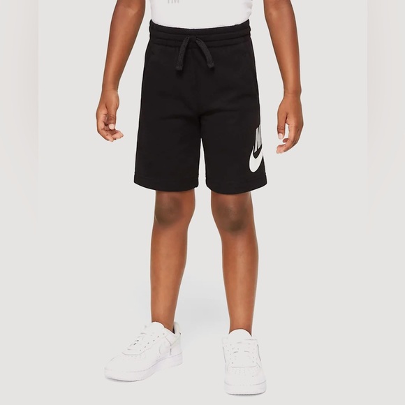 Nike Other - NIKE Boy’s Club Fleece Shorts sz 6, NWT